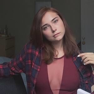 Meet your Posher, Valerie